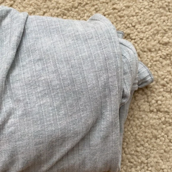 Cupcakes and Cashmere Long Sleeve Top (Size S) - Picture 6 of 7